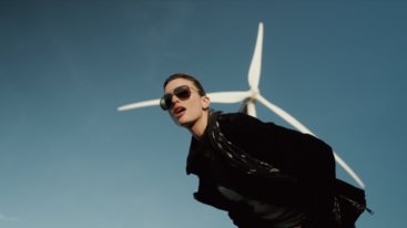 Η Κατερινα Λιολιου επιστρεφει μουσικα και αναρωτιεται: &quot;Σου Ελειψα Η Οχι;&quot;