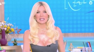Η αναφορα της Κατερινας Καινουργιου στον Νικο Ευαγγελατο: &quot;Τρωει πολυ κραξιμο αλλα του το δινω αυτο&quot;