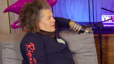 Η Ματουλα Ζαμανη απαντα για το περιστατικο με την μπλουζα: "Μιλησα με εναν φιλο ποινικολογο..."