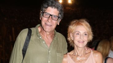 Γιαννης Μπεζος: "Ο πυρηνας του γαμου ειναι πως καταφερνω να μοιραζομαι εναν τοπο, ενα χρονο και εναν τροπο ζωης"