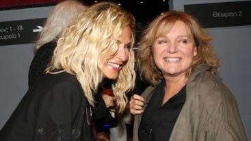 Η Μαρια Καβογιαννη διασκεδασε στην Αννα Βισση και τραγουδησε "I Will Survive"