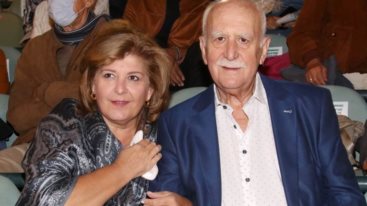 Γιωργος Παπαδακης | Η τελευταια δημοσια εμφανιση με τη συζυγο του, Τινα Παπαδελη και η ιστορια αγαπης του ζευγαριου