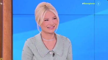 Αντεδρασε η Φαιη Σκορδα σε ατακα του Αρη Καβατζικη - &quot;Ευχομαι συντομα να ντυθεις νυφη πραγματικα&quot;