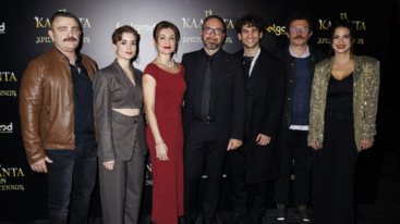 &quot;Τα Καλαντα των Χριστουγεννων&quot; εκαναν πρεμιερα στην Αθηνα | Ολες οι φωτογραφιες