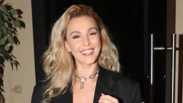 &quot;Μεγαλωνουμε μαζι&quot; | Η εφηβη Ταμτα με την κορη της σε ενα σπανιο καρε