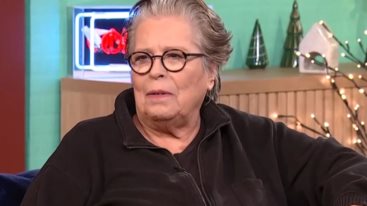 Δημητρα Γαλανη: "Μωρε δεν τα αφηνετε αυτα τωρα! - Δεν ειστε καθολου αντικειμενικοι"