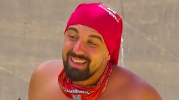 Survivor | Ο Gio Kay τα εβαλε με τον Σταυρο: "Πρωτα μαθε λιγο να μιλας με τσαμπουκα"