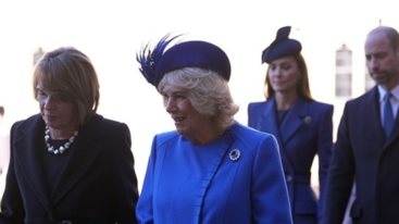 Kειτ Μιντλετον: Η κινηση της πριγκιπισσας προς την Καμιλα, που εγινε viral