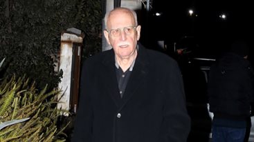 Η ηχηρη απουσια απο την κηδεια του Γιωργου Παπαδακη