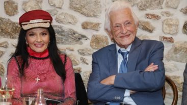 Ο λογος που η Ζωζω Σαπουντζακη δεν ηταν στις τελευταιες στιγμες του συντροφου της, Πυρρου