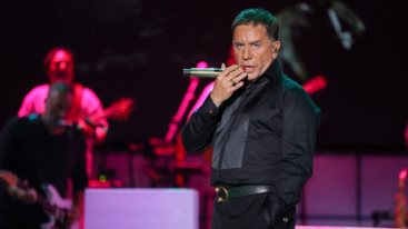 "Εκλεισε" ο Γιωργος Μαζωνακης τις χειμερινες εμφανισεις του και τ' αλλαζει ολα