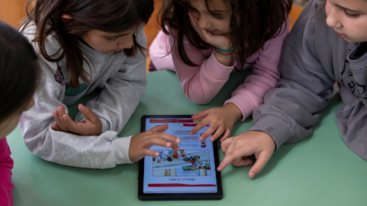 Η COSMOTE TELEKOM βαζει σε νεα εποχη συνδεσιμοτητας σε ολα τα δυσπροσιτα σχολεια της χωρας με δωρεαν γρηγορο ιντερνετ