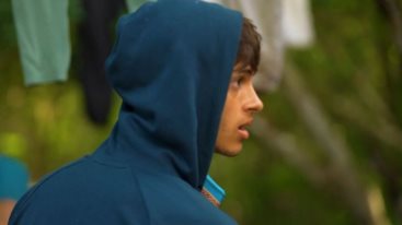 Survivor | Αδιανοητη ενταση μεταξυ Ιωαννας και Σταυρου: "Εισαι καθε μερα ξαπλα και σε ταιζουμε"