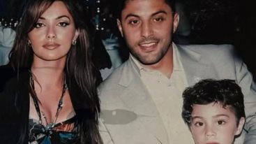 Βασιλης Λαζαριδης: "Η προστασια σου αναλλοιωτη στον χρονο - Ζεις μεσα μας παντα μπαμπα"