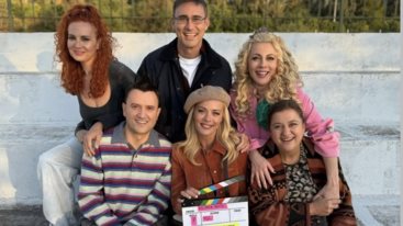 Σμαραγδα Καρυδη: "Η αγαπη σας θα μας ζεσταινει την καρδια για αλλα 20 χρονια"