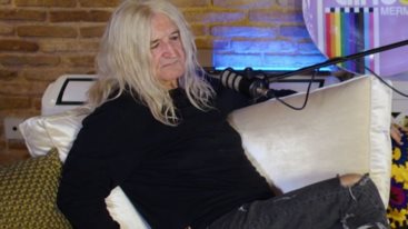 Νικος Καρβελας: &quot;Δεν εδωσα σε τρια μαθηματα Πανελληνιων γιατι συνουσιαζομουν με τη Λητω&quot;