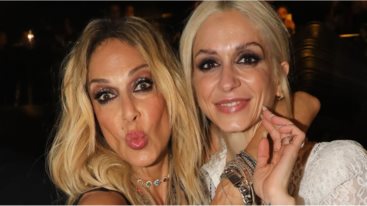 Αννα Βισση &amp; Σοφια Καρβελα | Το οικογενειακο δειπνο με Θαναση, Νικο και Νεστορα Πανουργια