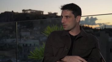 Σπυρος Χατζηαγγελακης: "Με επιασαν τα κλαματα στην προβα με τη Μαρια Αλιφερη"