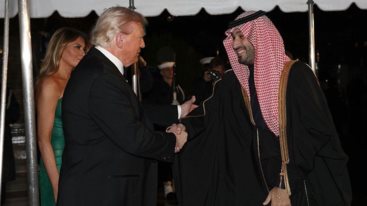 Ο Trump και η Melania παρεθεσαν δειπνο για τον Σαουδαραβα πριγκιπα διαδοχο!