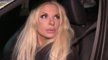 Ενοχλημενη η Αννιτα Πανια on camera: &quot;Ειμαι εκπροσωπος Τυπου του Καρβελα;&quot;