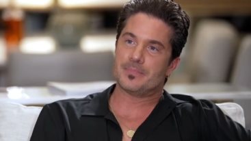 Νικος Οικονομοπουλος: &quot;Ειμαι παιδι χωρισμενων γονιων - Οι σχεσεις δεν αποκαθιστανται απολυτα, υπαρχει παντα πληγη&quot;