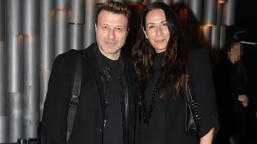 Η συζυγος του Γιαννη Πλουταρχου μιλα για την εμμονικη του θαυμαστρια: &quot;Ελεγε οτι μπορει να μεγαλωσει τα παιδια μας&quot;