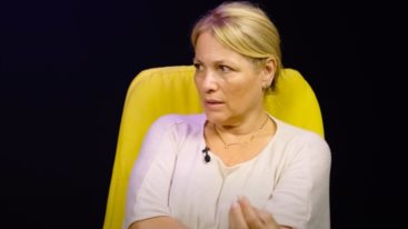 Μαριαννα Τουμασατου: "Εχει βγει αυτος που θα εκπροσωπησει την Ελλαδα στη Eurovision; Εγω θα ντρεπομουν"