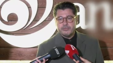 Ο Λαμπρος Κωνστανταρας μιλα για το τελος της Τατιανας Στεφανιδου απο τον ΣΚΑΙ: "Ευχομαι να μην γινει το ιδιο και με τον Τσουρο"