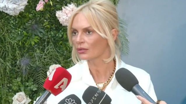 Έλενα Χριστοπούλου: &quot;Δεν έχω μιλήσει με τον κύριο Παπανώτα. Τι κάθομαι και λέω Παναγία μου&quot;
