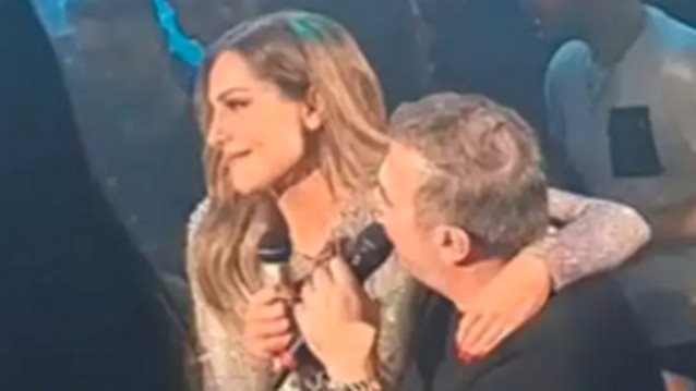 Η απάντηση της Δέσποινας Βανδή στην ατάκα του Αντώνη Ρέμου: &quot;Τώρα ζει την δεύτερη εφηβεία της&quot;