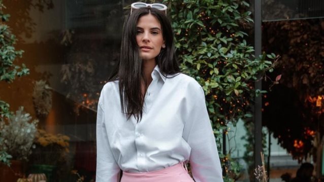 Χριστίνα Μπόμπα | Το εύκολο updo της είναι η ωραιότερη ιδέα για τις γιορτινές βραδινές εξόδους