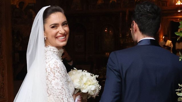 Άννα Πρέλεβιτς | Τα 3 διαφορετικά, πολύ εντυπωσιακά χτενίσματα που άλλαξε στο γάμο της