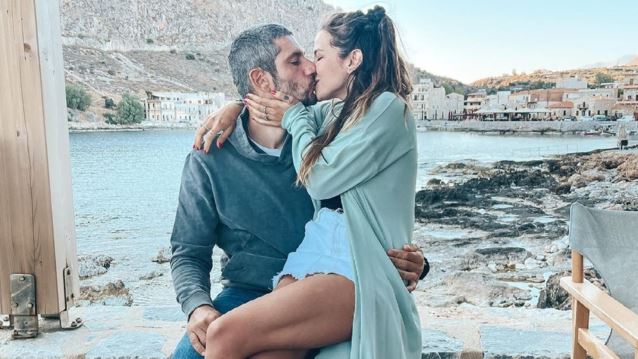 Εριέττα Κούρκουλου | Η δημόσια ερωτική εξομολόγηση στον σύζυγό της μετά την ανακοίνωση της εγκυμοσύνης