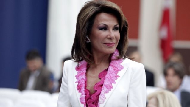 Γιάννα Αγγελοπούλου - Δασκαλάκη: Φωτογραφίες από το απίθανο σπίτι της &amp; οι κόκκινες σατέν πιτζάμες!