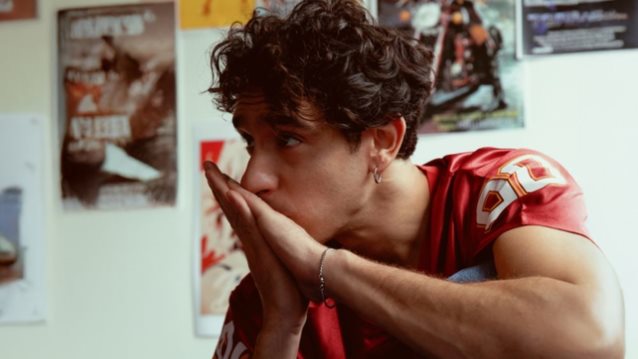 Ο Μαριος Ψαριανος παρουσιαζει το πρωτο μερος του album του "Εποχη Της Αποσυνδεσης"