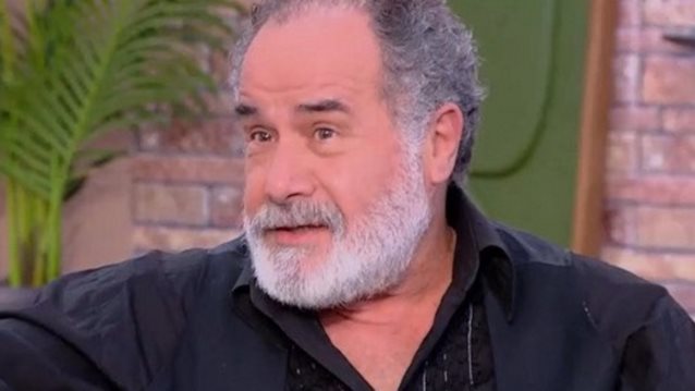 Θοδωρής Κατσαφάδος: &quot;Παίζω σε μία παράσταση που ξέρω ότι δεν με θέλουν, είναι βασανιστικό&quot;