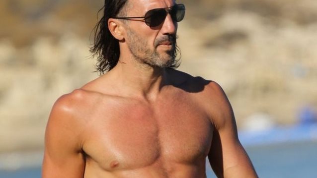 Σωτήρης Κυργιάκος: Διακοπές στη Μύκονο: Φωτογραφίες