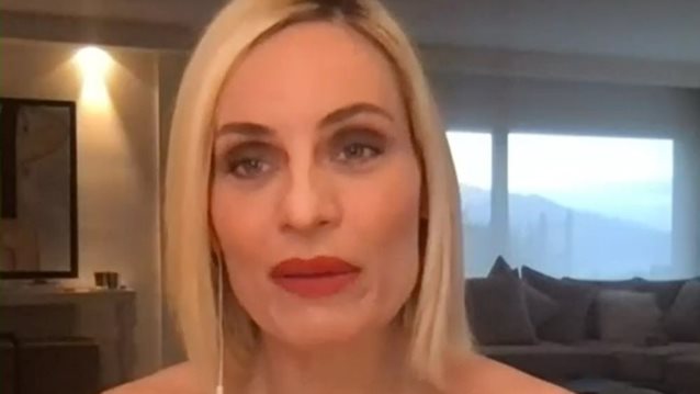 Η Ελεονώρα Μελέτη για τα συμπτώματα του Covid που την ταλαιπωρούν: &quot;Περιμένω το αρνητικό τεστ&quot;