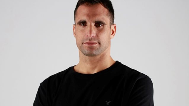 Γιάννης Δρυμωνάκος: Η βουτιά του ενθουσίασε το Twitter!
