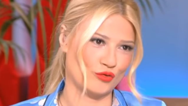 Φαίη Σκορδά: Το δείπνο με τον Λιάγκα και τη Σπυροπούλου &amp; οι «στημένες» παπαράτσι φωτογραφίες