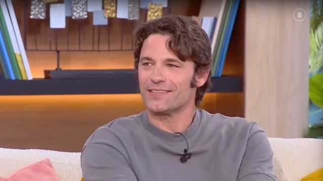 Αποστόλης Τότσικας &quot;Τον πρώτο καιρό της σχέσης μου με τη Ρούλα Ρέβη παίρναν τηλέφωνο διάφορα κορίτσια&quot;