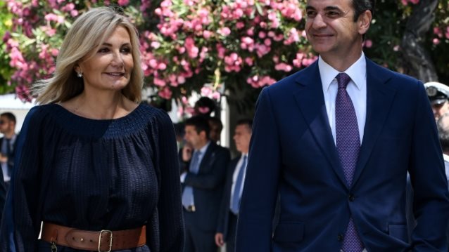 Κυριάκος Μητσοτάκης: Με τη σύζυγό του, Μαρέβα, στο Προεδρικό Μέγαρο