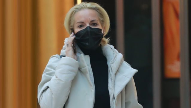 Η Μαρία Μπεκατώρου σε μια σπάνια δημόσια εμφάνιση πριν την πρεμιέρα του YFSF