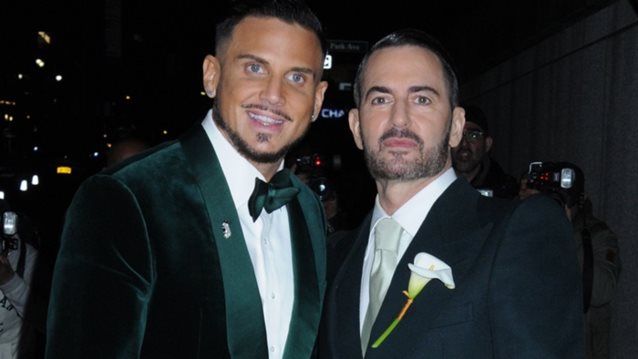 Marc Jacobs: Όλες οι λεπτομέρειες από τον κομψό γάμο του στη Νέα Υόρκη
