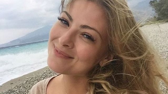 Δέσποινα Καμπούρη: Οικογενειακές στιγμές με τον σύζυγο και τις κόρες της
