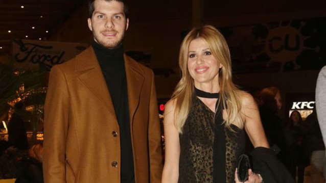 Λούκας Γιώρκας - Έλενα Ράπτη: Η αμήχανη συνάντηση μπροστά στην κάμερα πρώτη φορά μετά τον χωρισμό: «Ή με κυνηγάει η Έλενα ή η κάμερα»