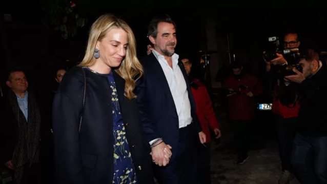 Στην Πάτμο η Χρυσή Βαρδινογιάννη | Μαζί με τον Νικόλαο Ντε Γκρες σε υπαίθρια συναυλία