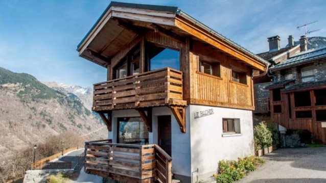 Oι 10 πιο δημοφιλείς ταξιδιωτικοί προορισμοί για φέτος: Πού βρίσκονται και πώς θα τους επισκεφτείς