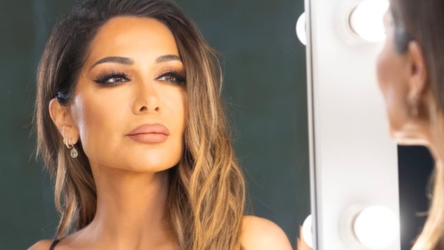 Δέσποινα Βανδή: "Όταν αποχώρησα από το σχήμα με τον Νότη Σφακιανάκη ήμουν στριμωγμένη οικονομικά"