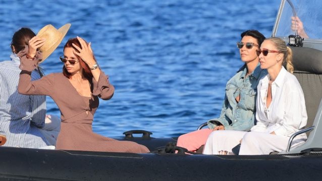 Showbiz Report | Η Κατερίνα Λιόλιου με τον σύντροφό της, ο Κασσελάκης στο pride &amp; όλες οι διάσημες εμφανίσεις στη Μύκονο